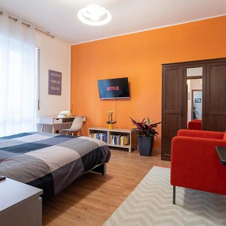 Casa Martina- Airport Free Shuttle-H24 Apartamento Bérgamo Exterior foto